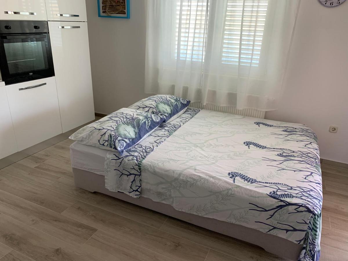 Apartman Demi Miškovići Buitenkant foto