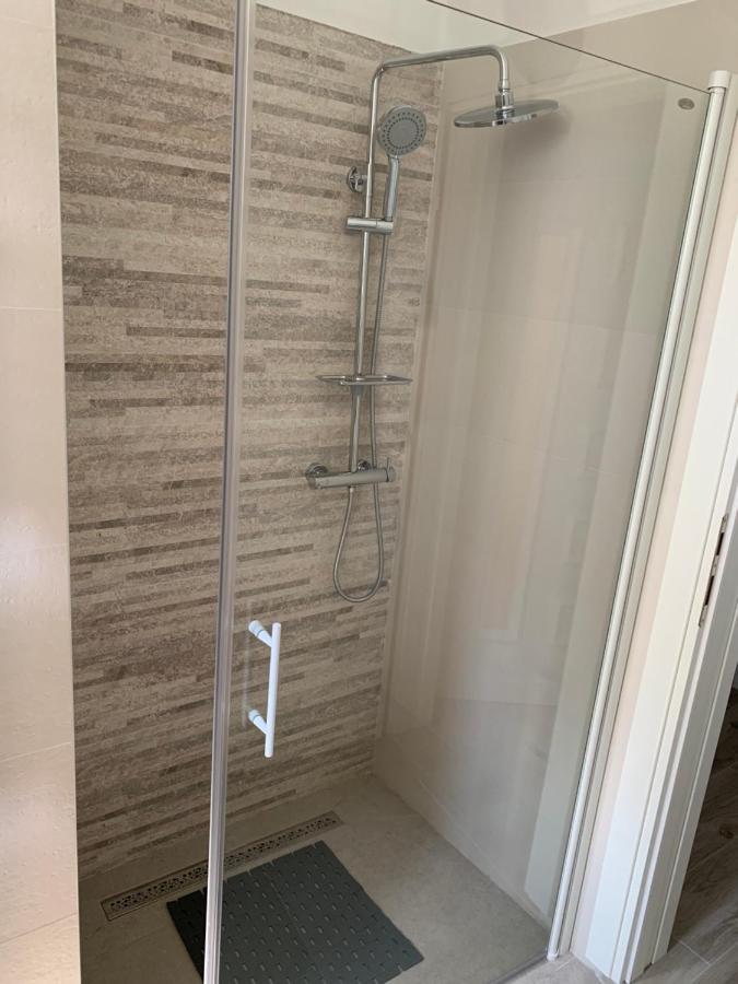 Apartman Demi Miškovići Buitenkant foto